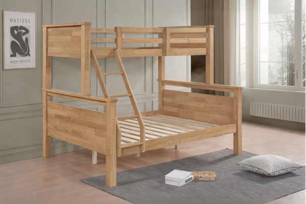 The Langham with solid slats and a universal ladder