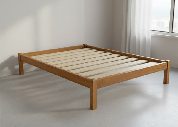 Lille Pine Bed in Oak Finish