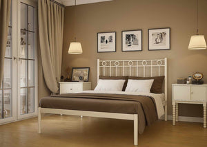 Ivy Bed