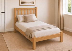 Sandringham Shaker Solid Oak Bed in Oak Finish