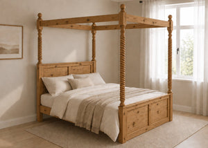 Warsaw Four Poster bed, natural wood finish, substantial corner posts, slatted base, and tall vertical posts in oak.